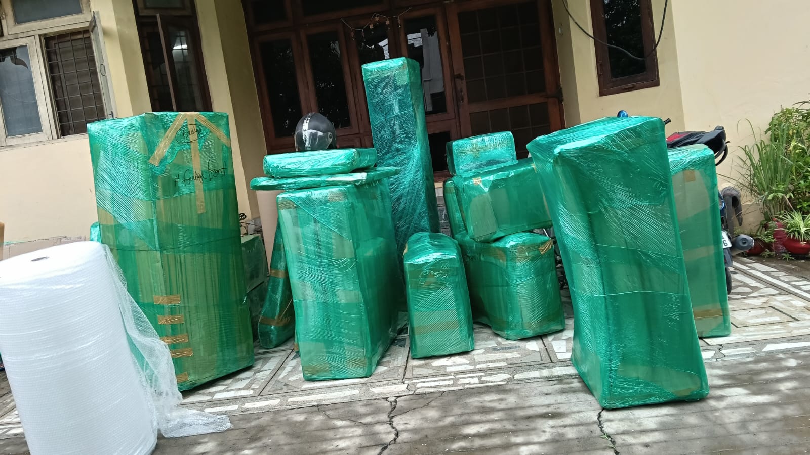 Safe packing and moving Agra